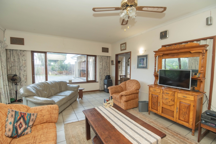 4 Bedroom Property for Sale in Amsterdamhoek Eastern Cape